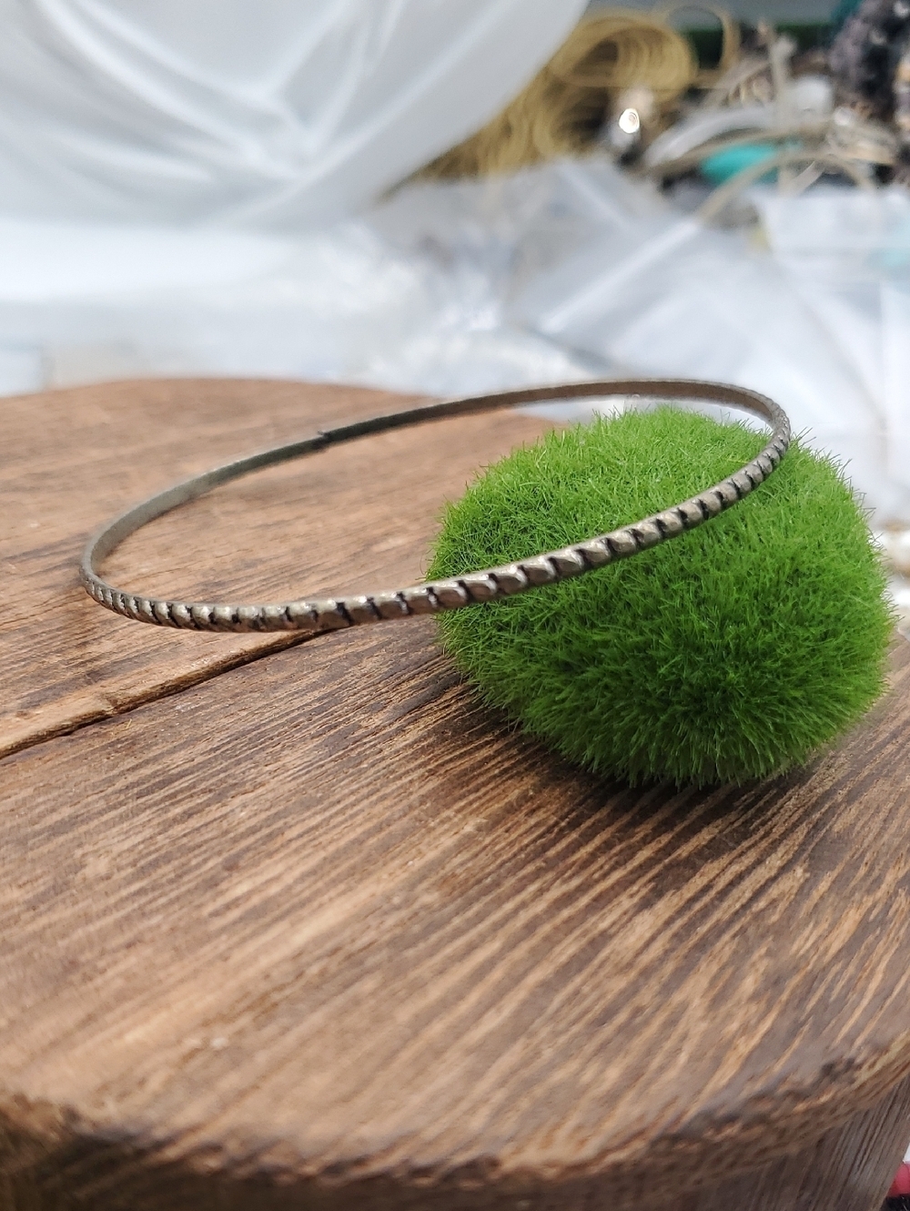 Minimal Textured Metal Bangle Bracelet -  B3524